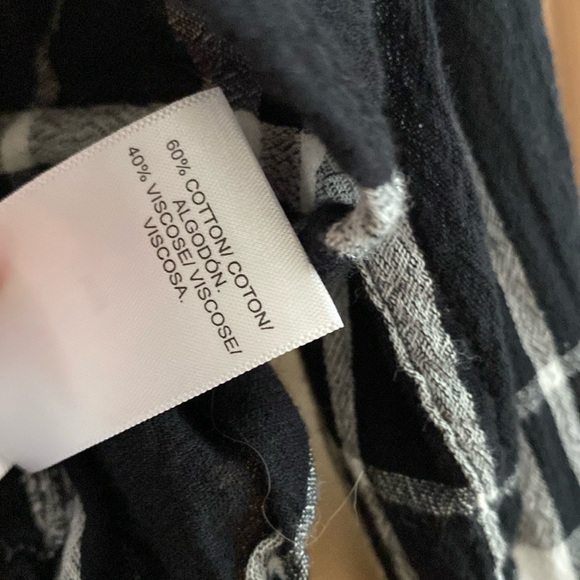 LUCKY BRAND 🍀 lightweight Black & White Plaid button down (M) LIKE NEW! - Picture 6 of 13